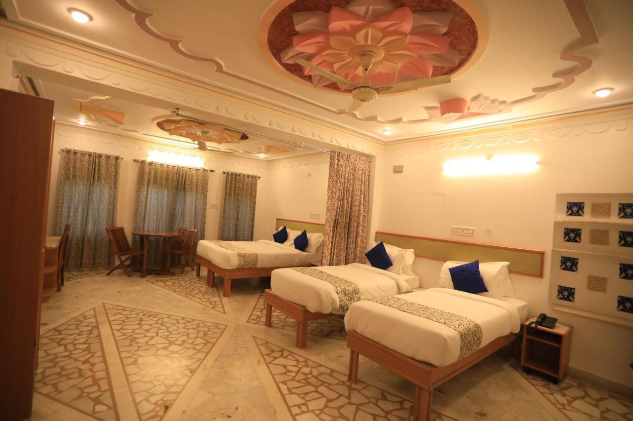 The Kesar Niwas Hotel Udaipur Exterior foto